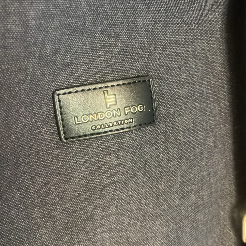 NWT London Fog Charcoal and Black Messenger Bag - Picture 4 of 9